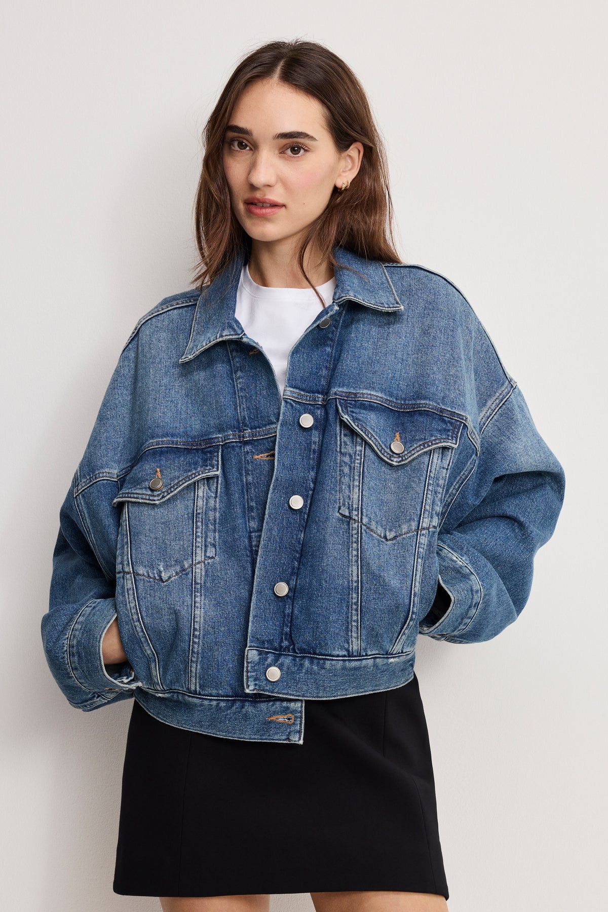 CROPPED PLEATED TRUCKER JACKET | INDIGO1100
