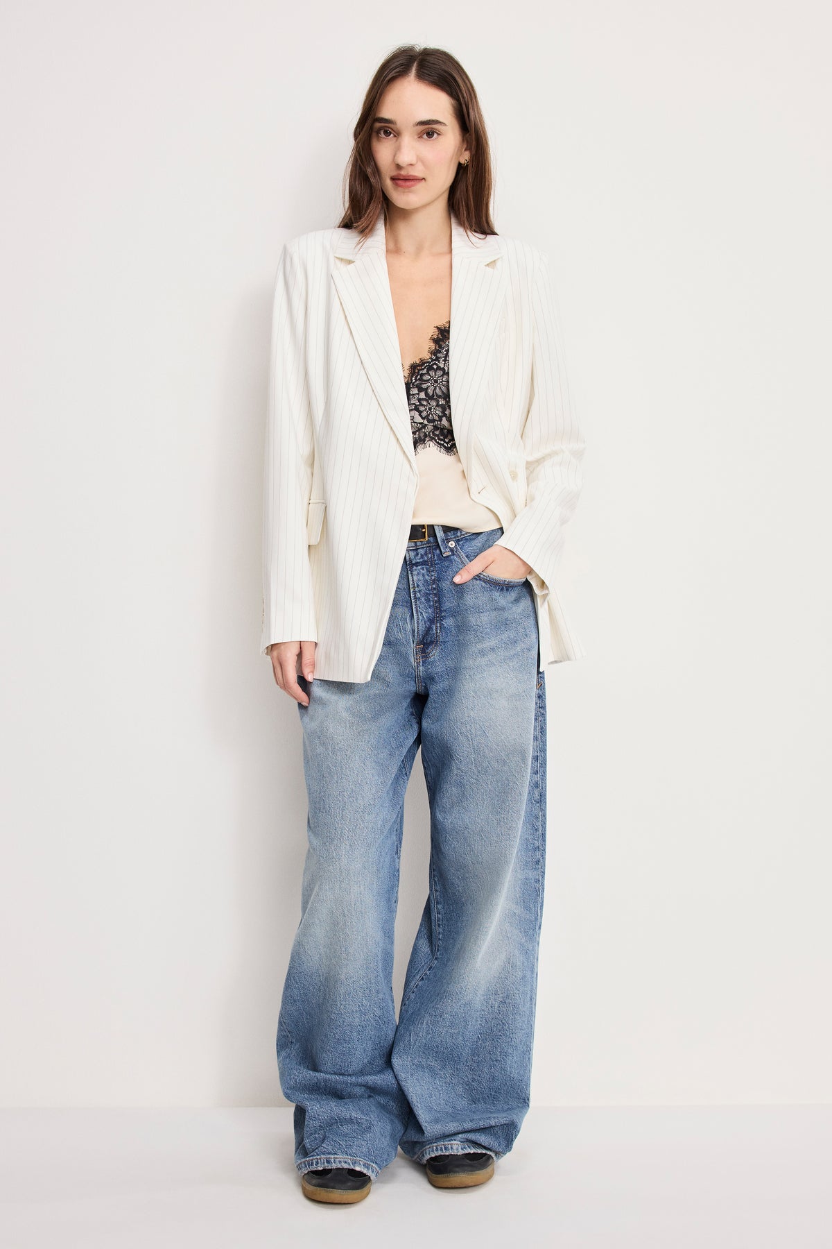 ESSENTIAL SUITING BELTED BLAZER | CHESTNUT PIN STRIPE-3 | GOOD AMERICAN | MODEL_A
