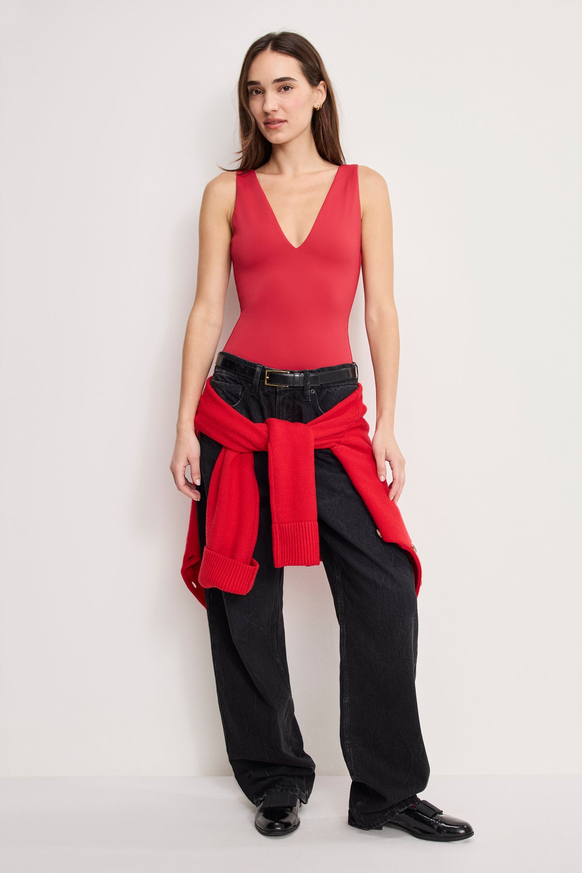 SCULPTING DEEP V BODYSUIT | RUBY-2 | GOOD AMERICAN | MODEL_A