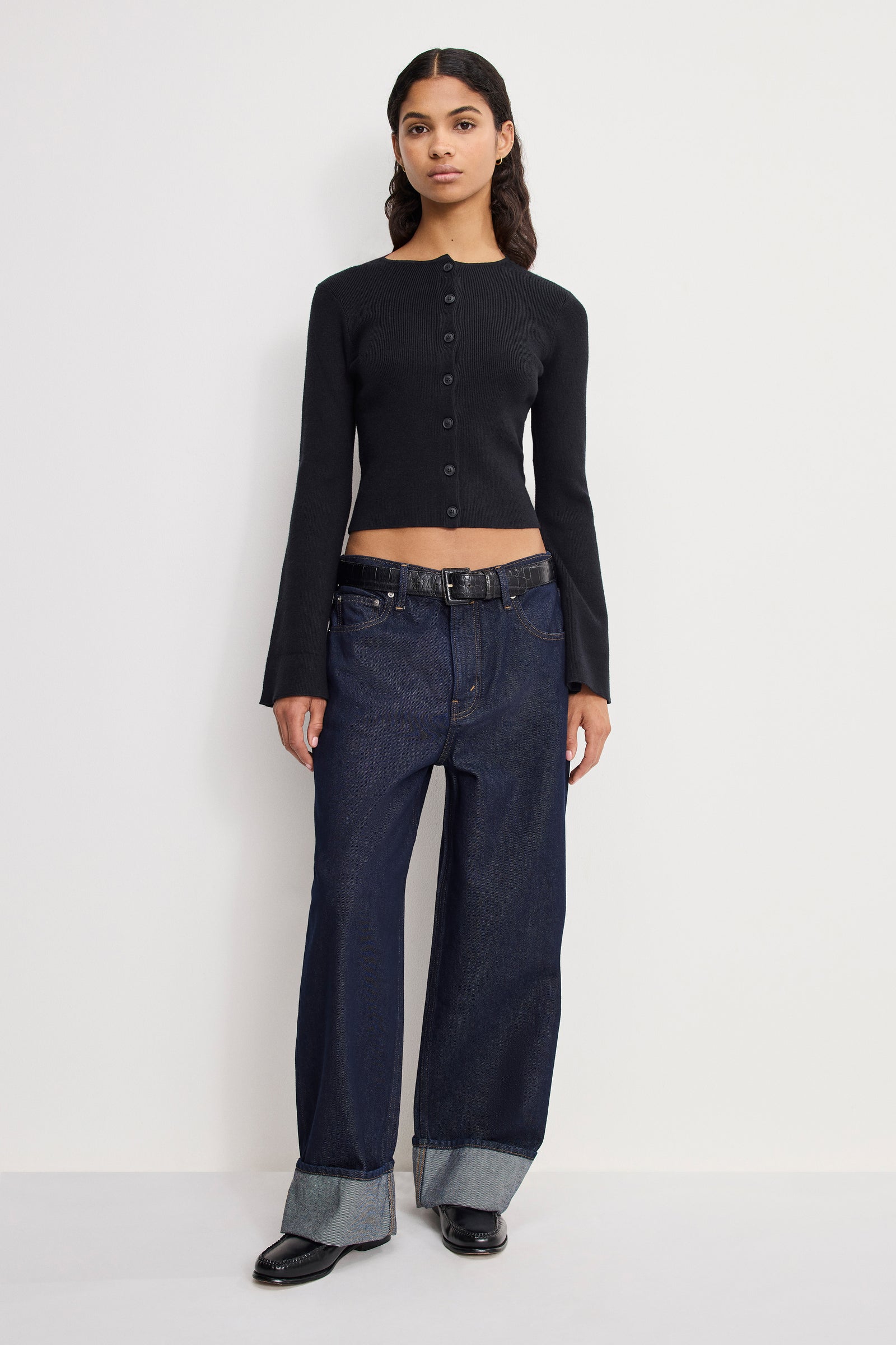 BELL SLEEVE KNIT CARDIGAN | BLACK001