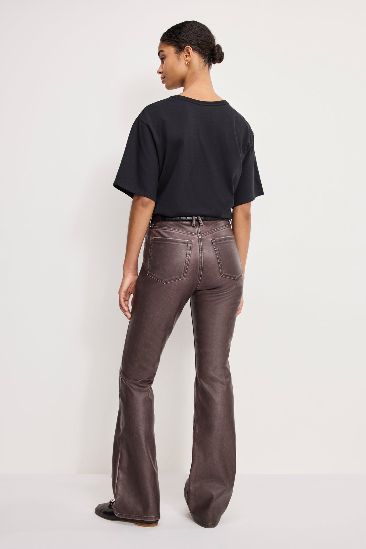 GOOD CLASSIC BOOTCUT FAUX LEATHER PANTS | VAMP001-3 | GOOD AMERICAN | MODEL_A