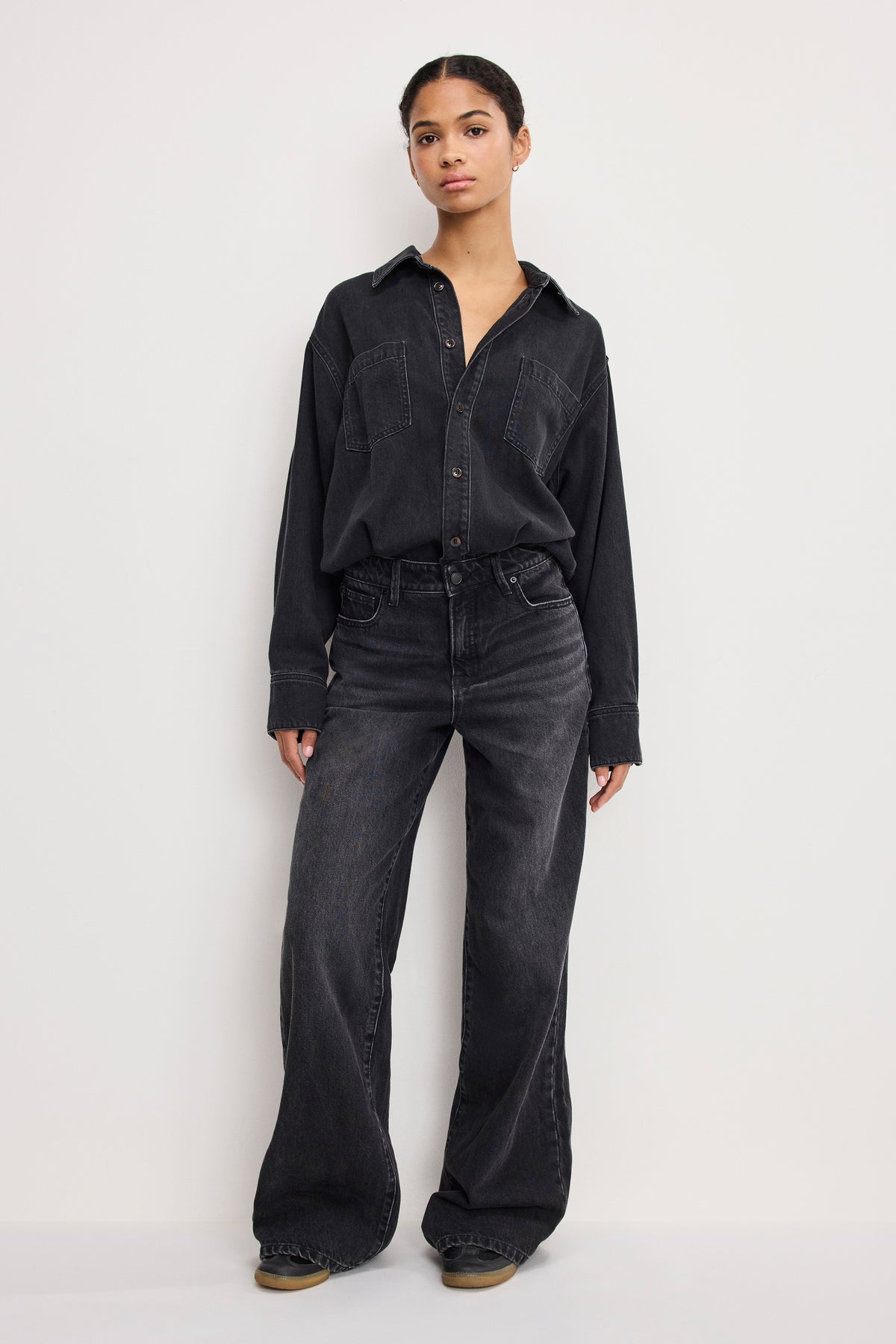 DENIM SHIRT JUMPSUIT | BLACK389-1 | GOOD AMERICAN | MODEL_A