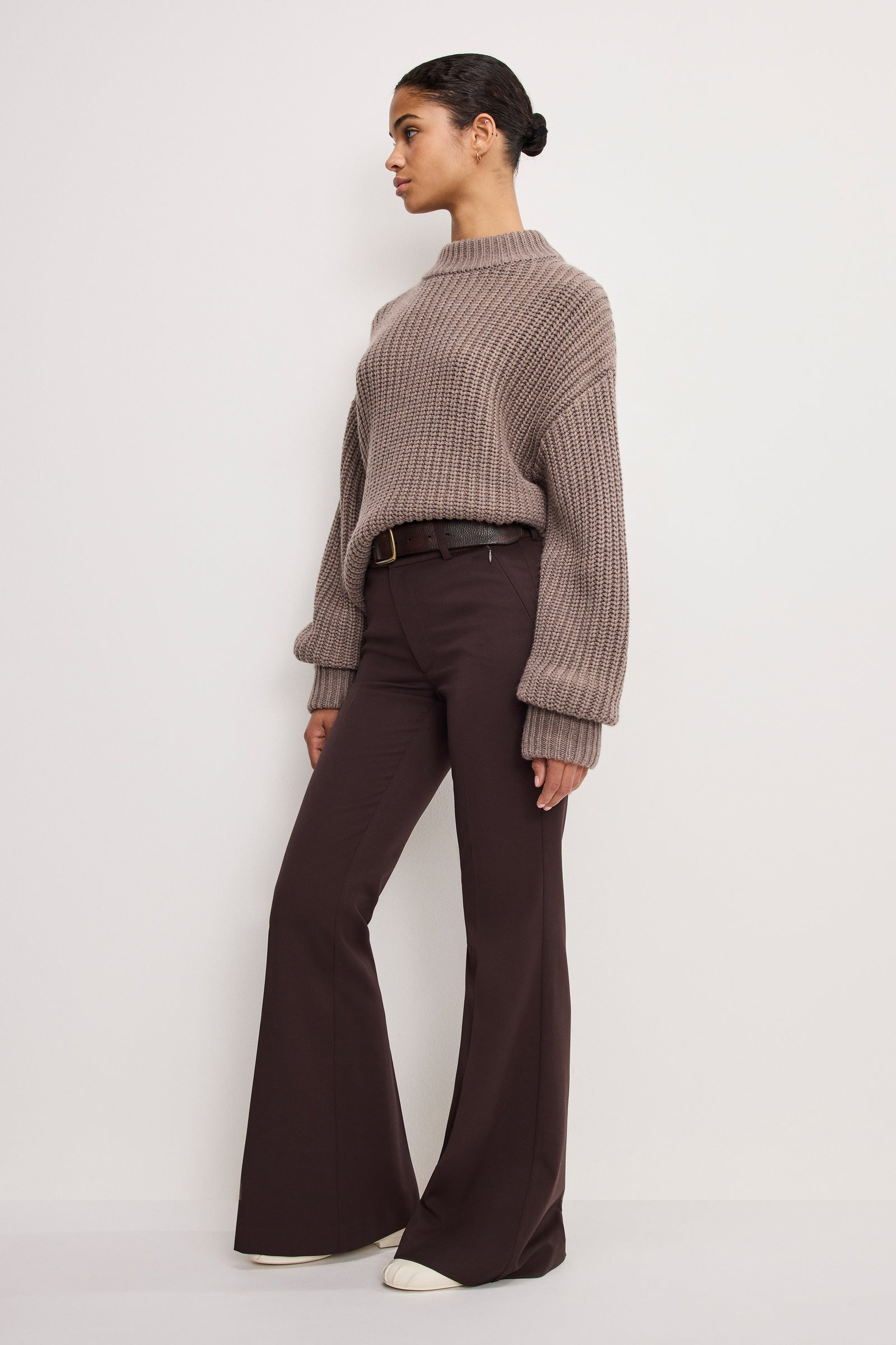ESSENTIAL SUITING FLARE TROUSERS | DARK CHOCOLATE
