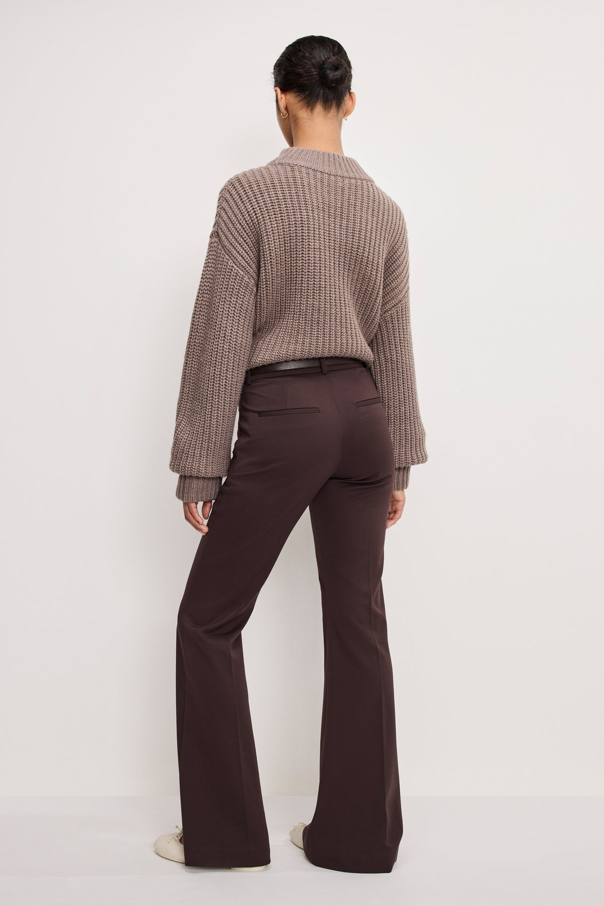 ESSENTIAL SUITING FLARE TROUSERS | DARK CHOCOLATE