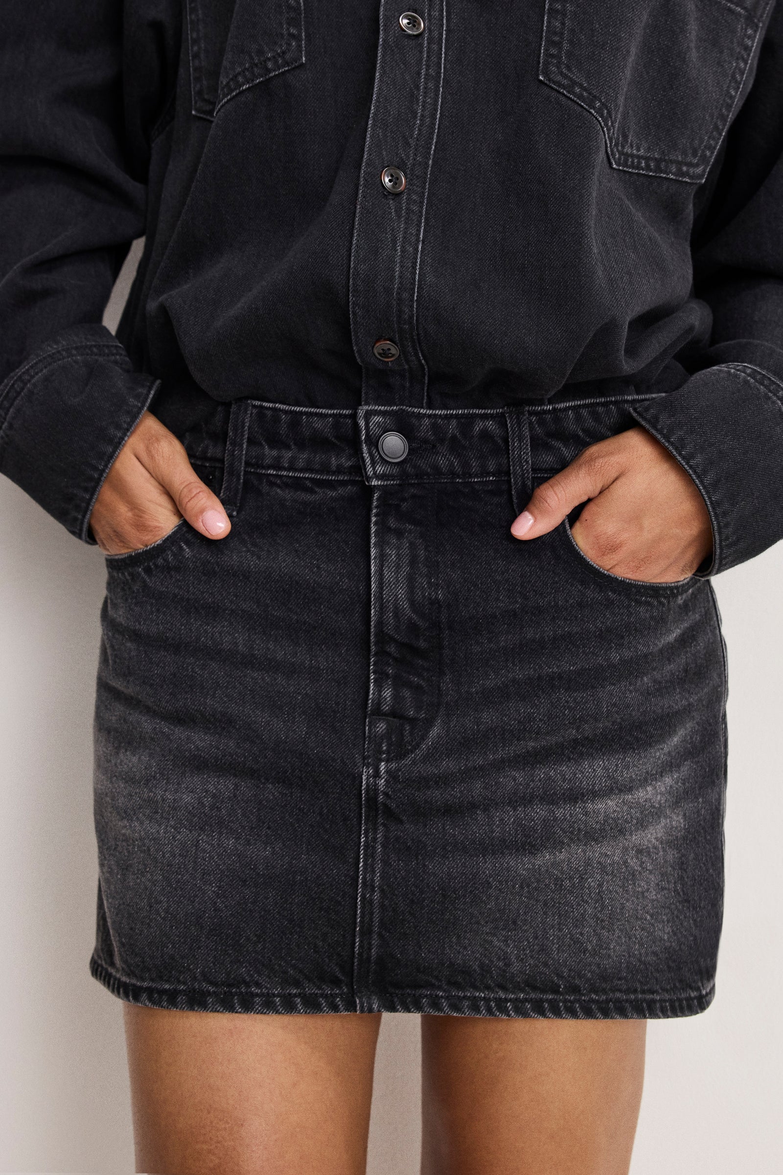 DENIM SHIRT DRESS | BLACK389