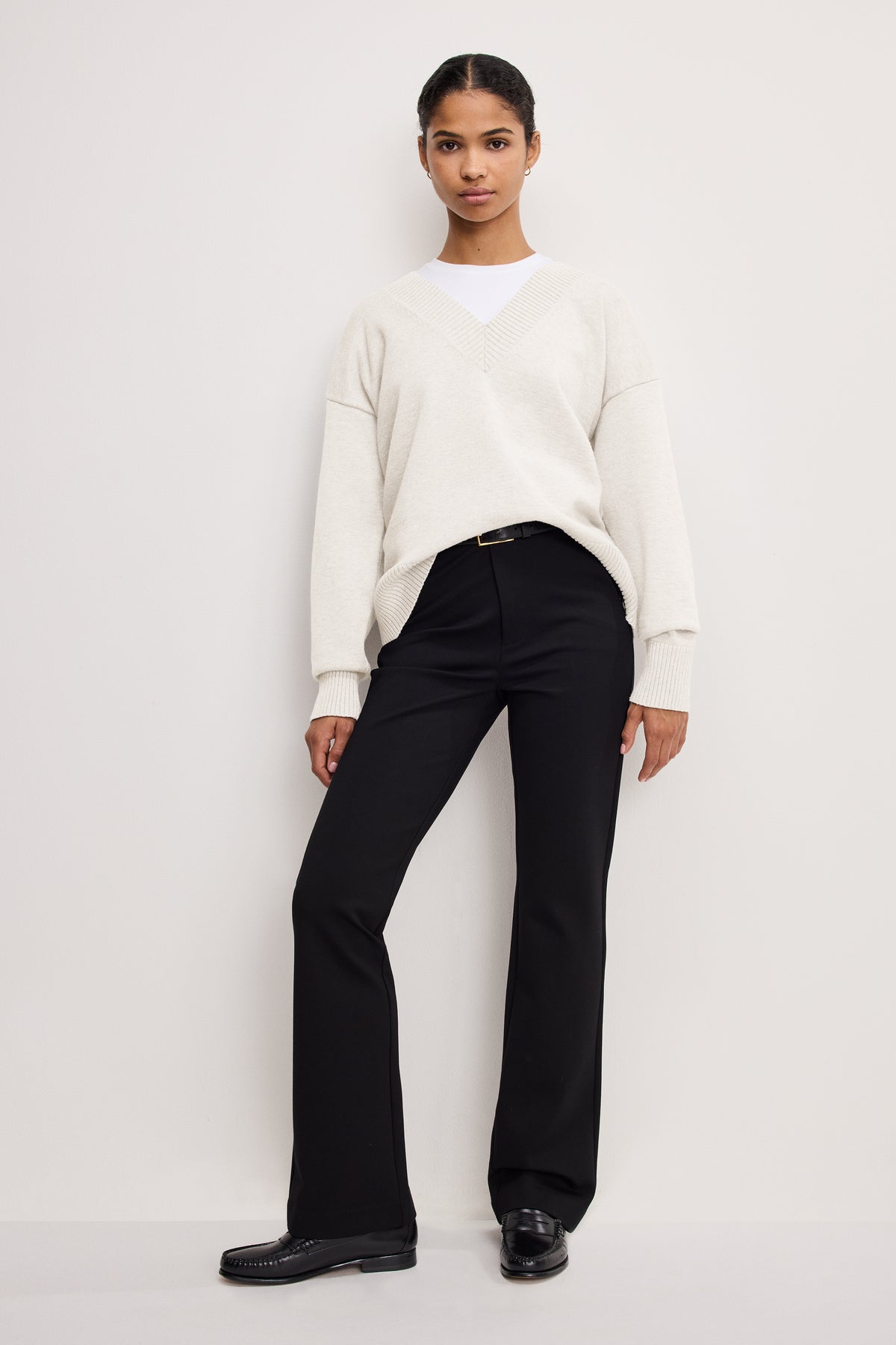 DEEP V KNIT SWEATER | VANILLA001