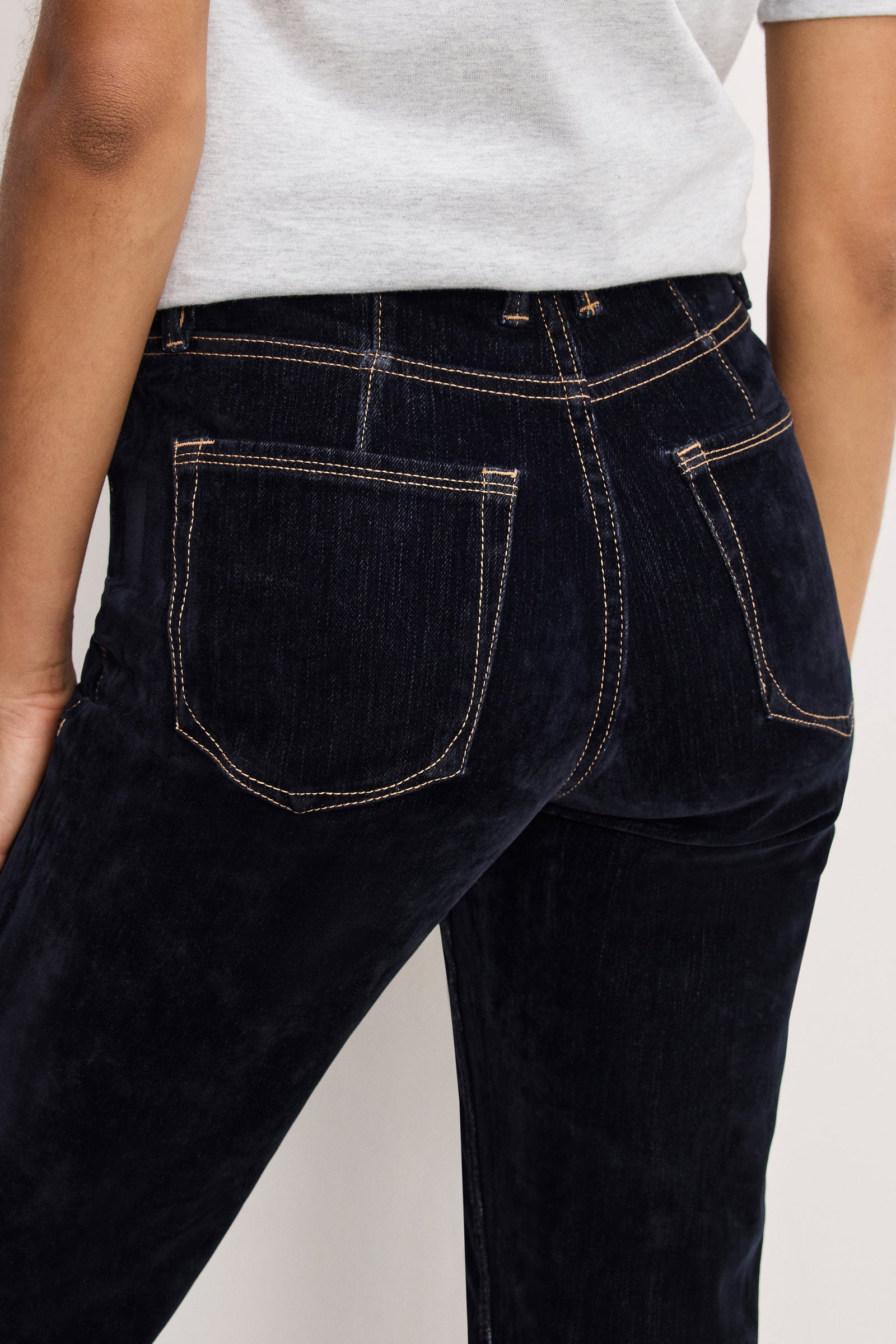 GOOD ICON STRAIGHT FLOCKED DENIM JEANS | INDIGO939