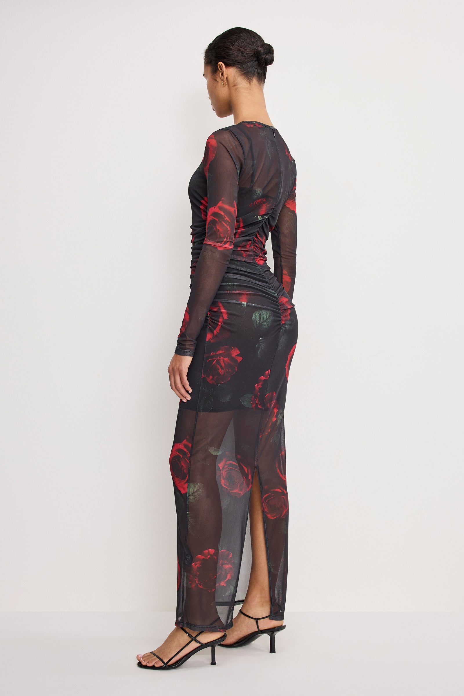 MESH RUCHED MAXI DRESS | MOODY RED ROSES001