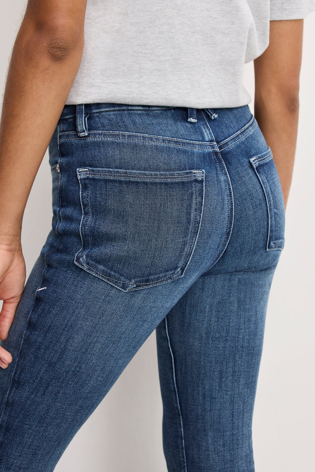 SOFT TECH GOOD LEGS FLARE JEANS | INDIGO855