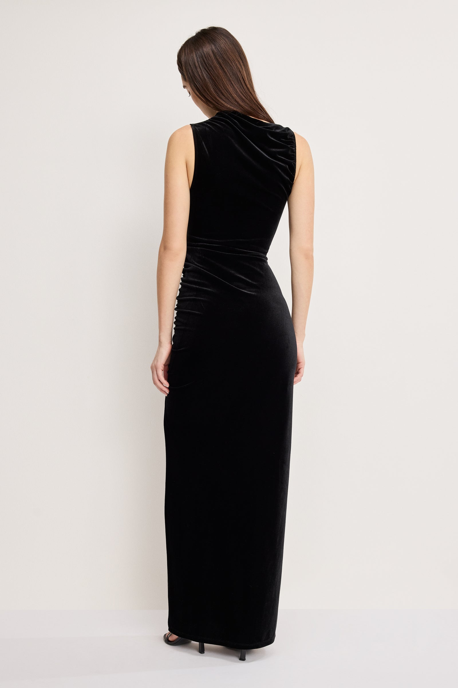VELVET HIGH NECK MAXI DRESS | BLACK001