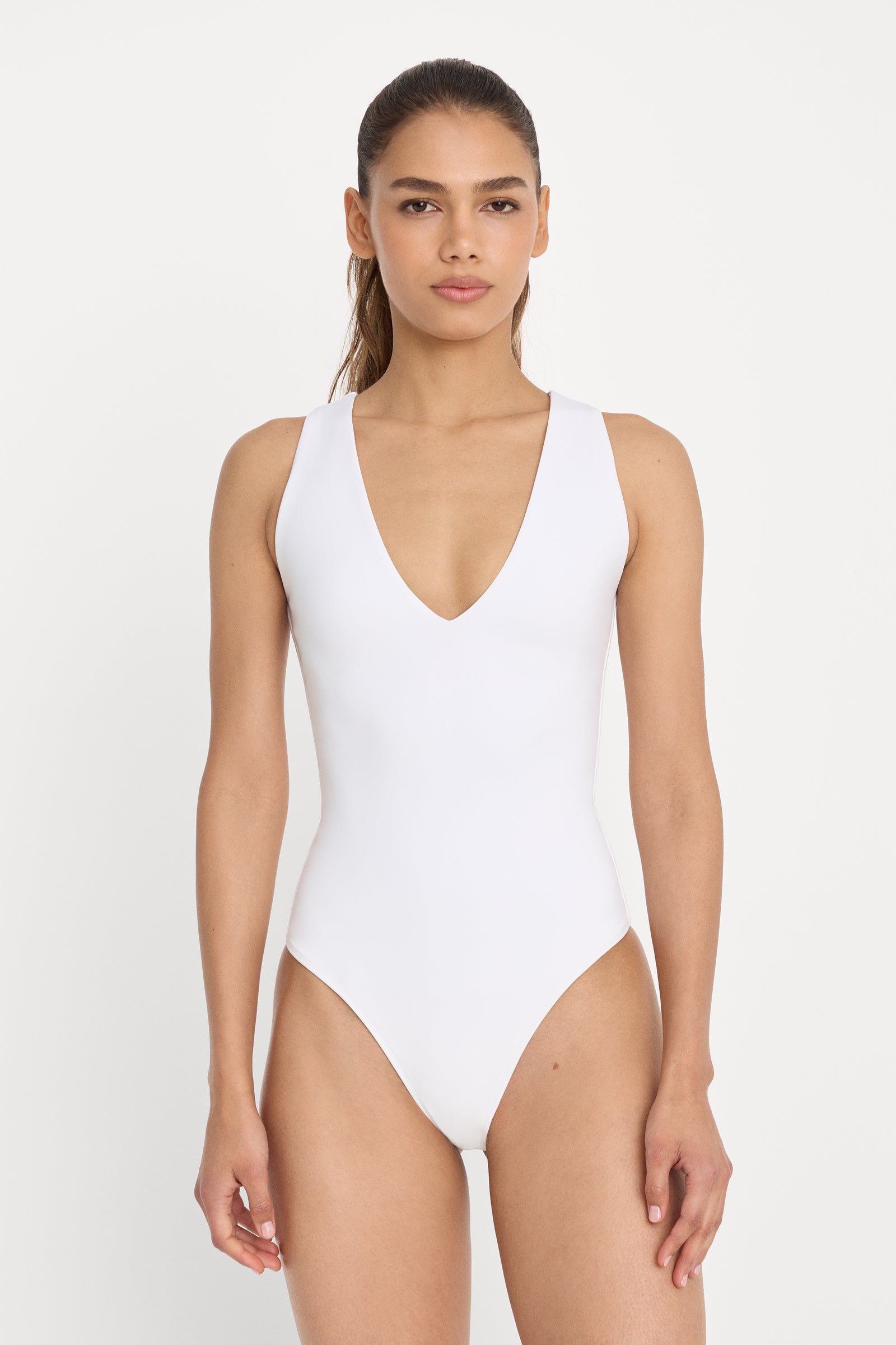 SCULPTING DEEP V BODYSUIT | WHITE001