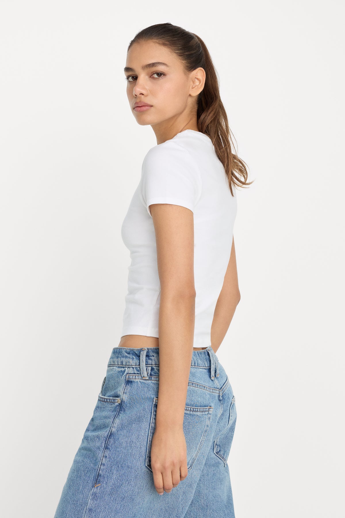 SUPER STRETCH BABY TEE | WHITE001