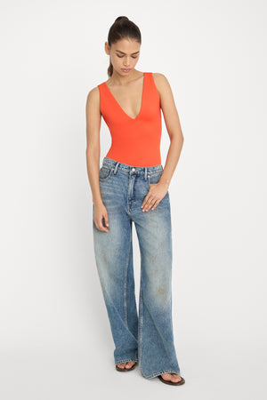 SCULPTING DEEP V BODYSUIT | BRIGHT CITRUS