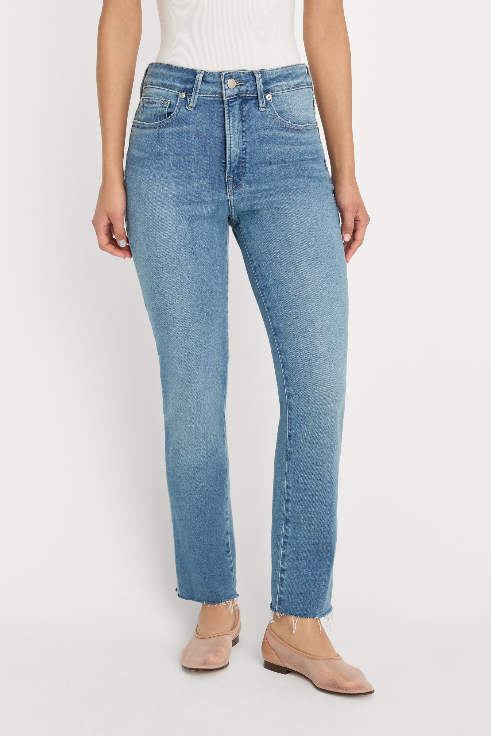 SOFT TECH GOOD LEGS STRAIGHT JEANS | INDIGO1209