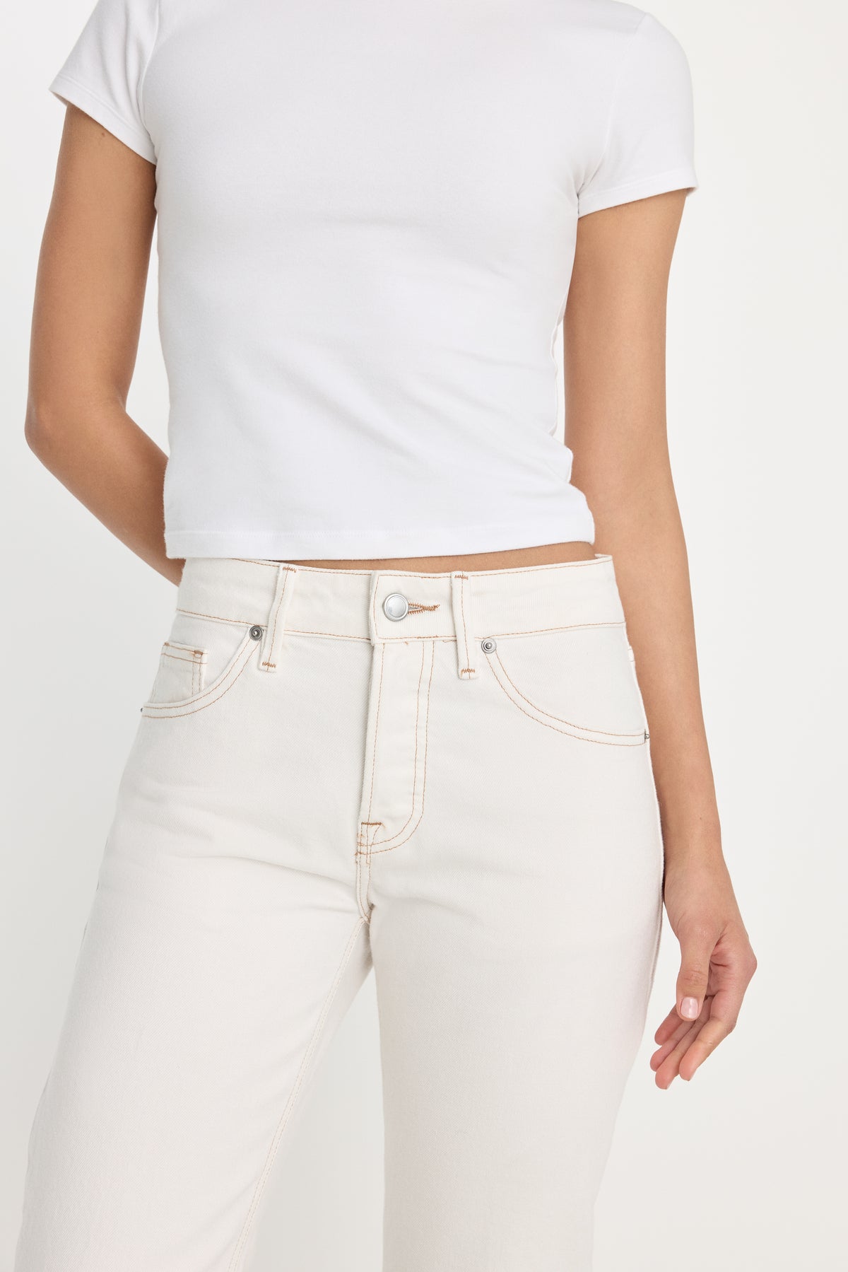 VINTAGE STRAIGHT ANKLE JEANS | ECRU001-4 | GOOD AMERICAN | MODEL_A