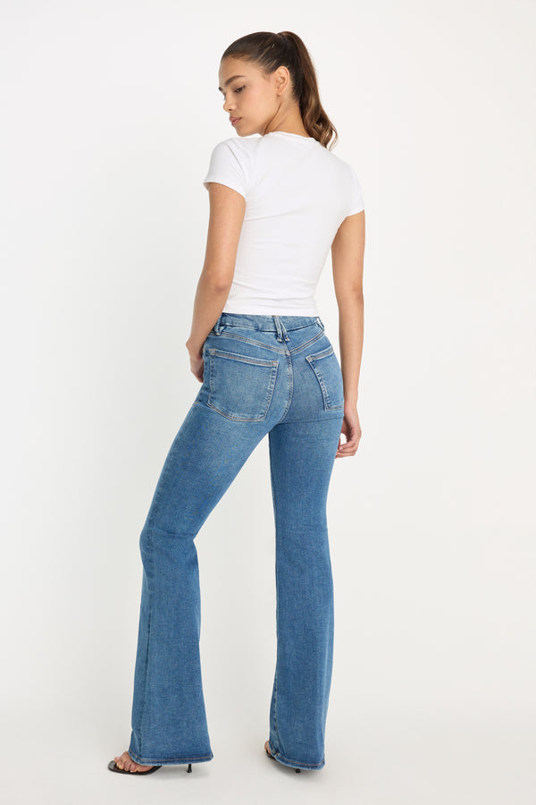 POWER STRETCH PULL-ON FLARE JEANS | INDIGO490