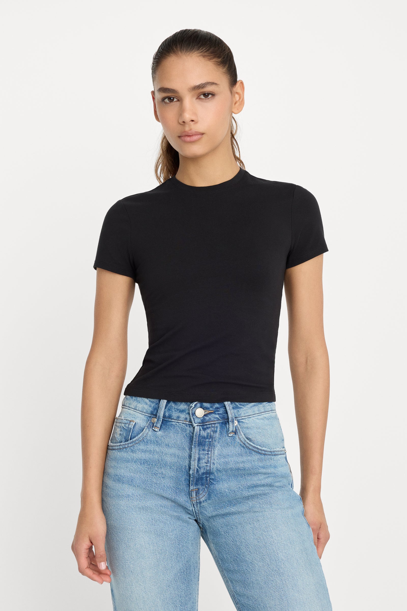 SUPER STRETCH BABY TEE | BLACK001