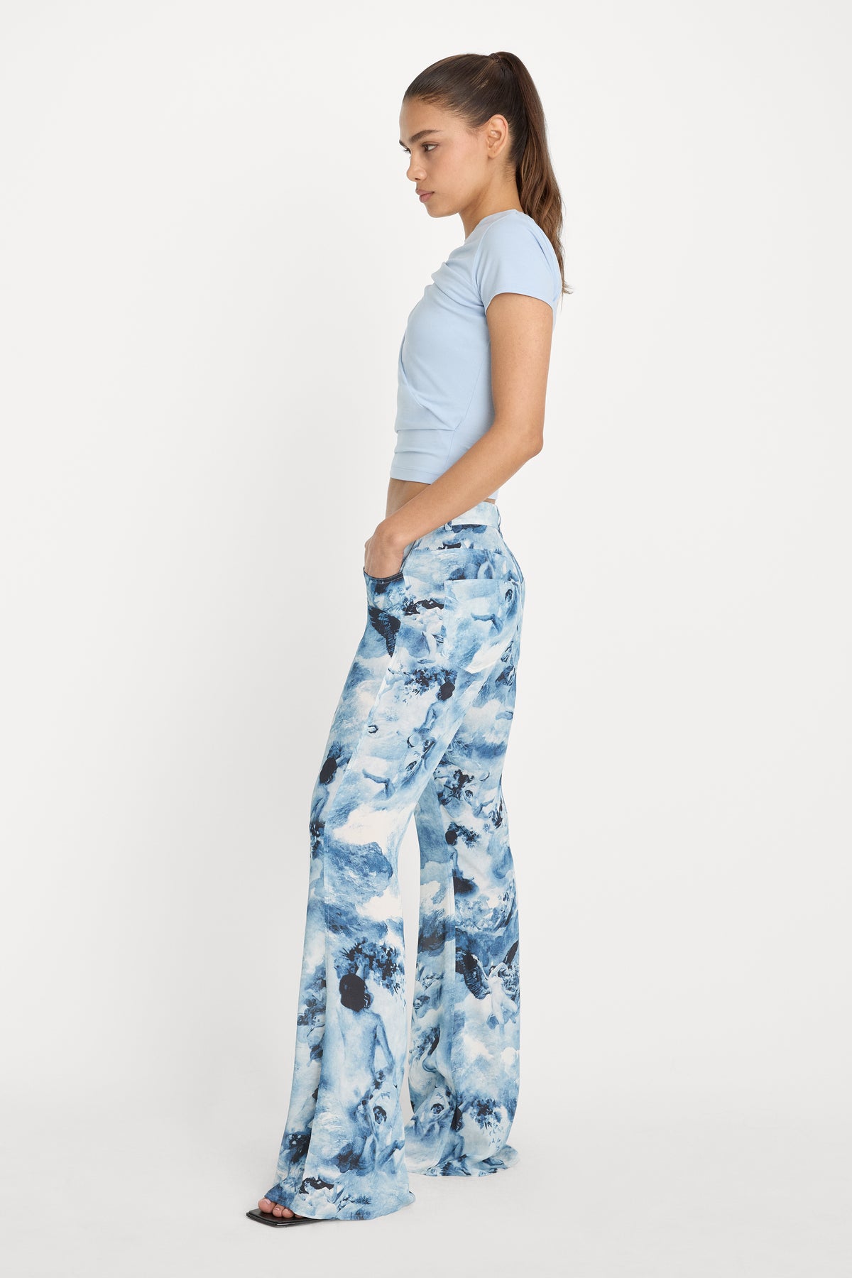 V WAIST CHIFFON FLARE PANTS | BLUE ANGEL PRINT-4 | GOOD AMERICAN | MODEL_A