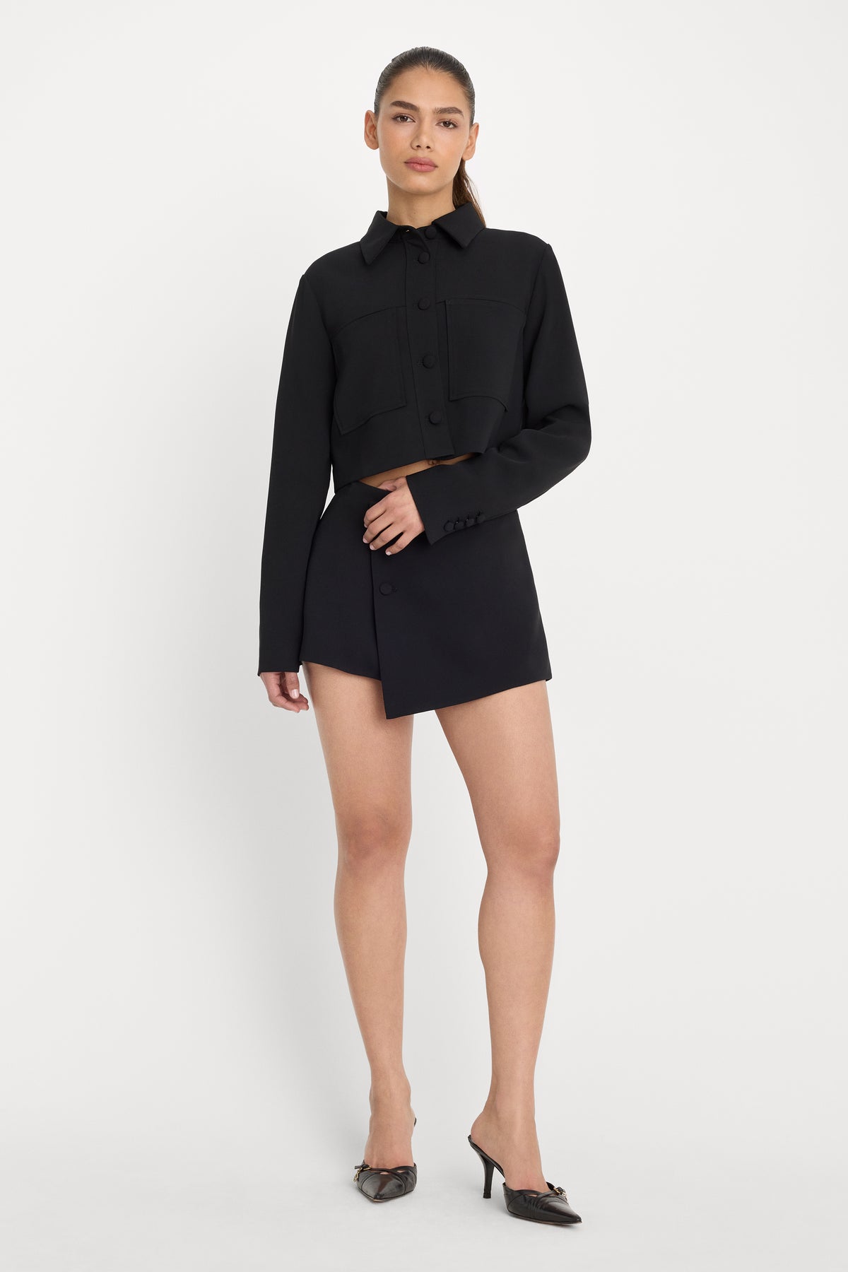 LUXE SUITING CROPPED JACKET | BLACK001