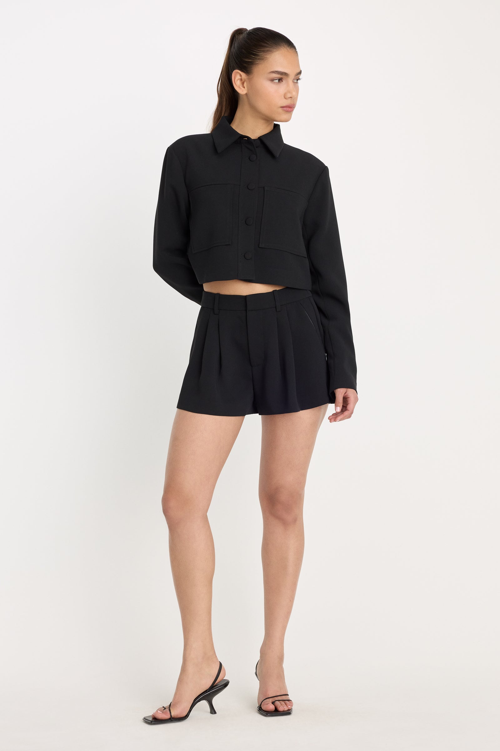 LUXE SUITING TROUSER SHORT | BLACK001