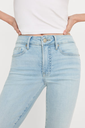 SOFT TECH GOOD LEGS STRAIGHT JEANS | INDIGO1275