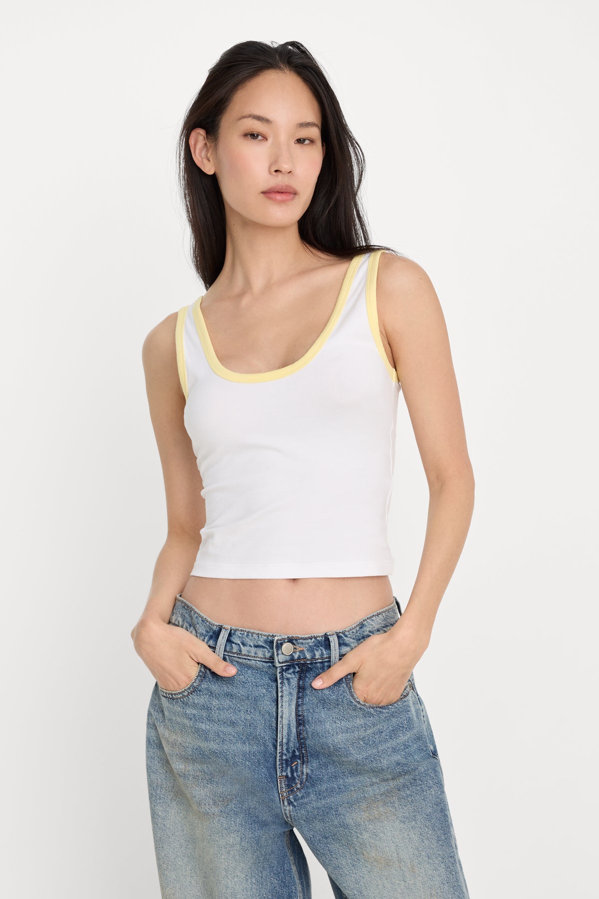 SUPER STRETCH RINGER TANK | WHITE001-1 | GOOD AMERICAN | MODEL_A