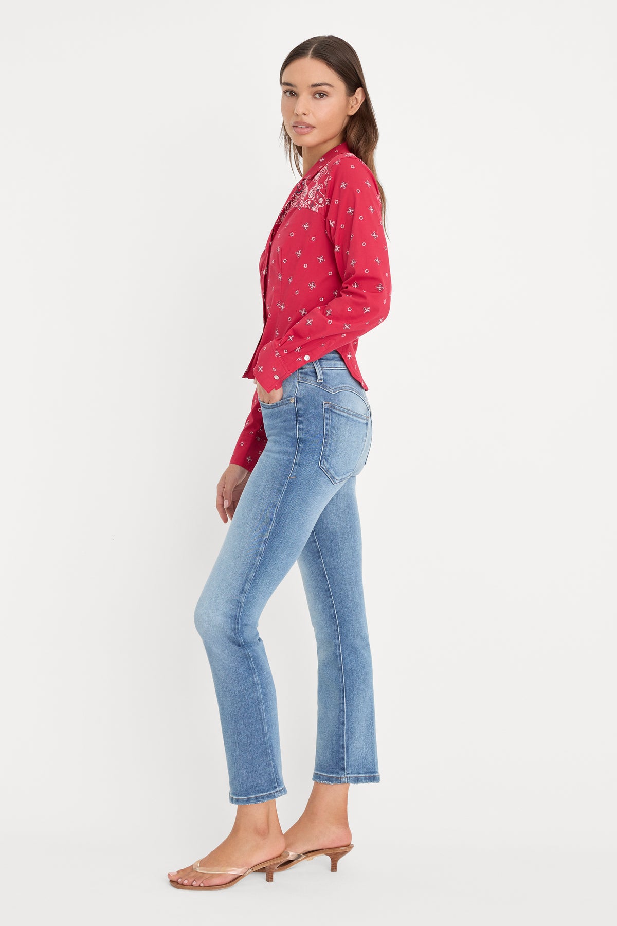 DOLLY JOLEANS STRAIGHT JEANS | INDIGO1195-6 | GOOD AMERICAN | MODEL_A