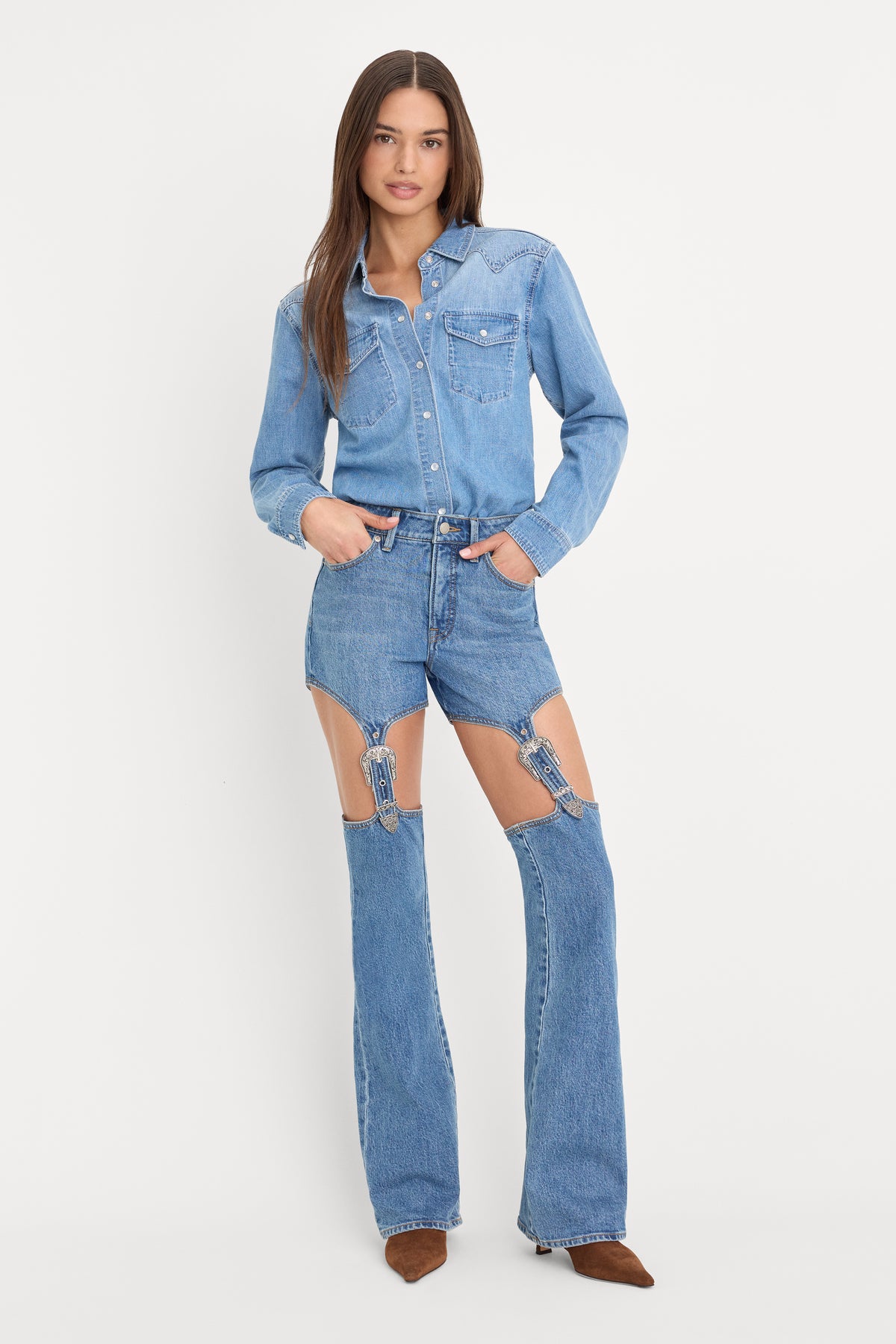 DOLLY JOLEANS BOOTCUT HIGH RISE JEANS | INDIGO1200-1 | GOOD AMERICAN | MODEL_A