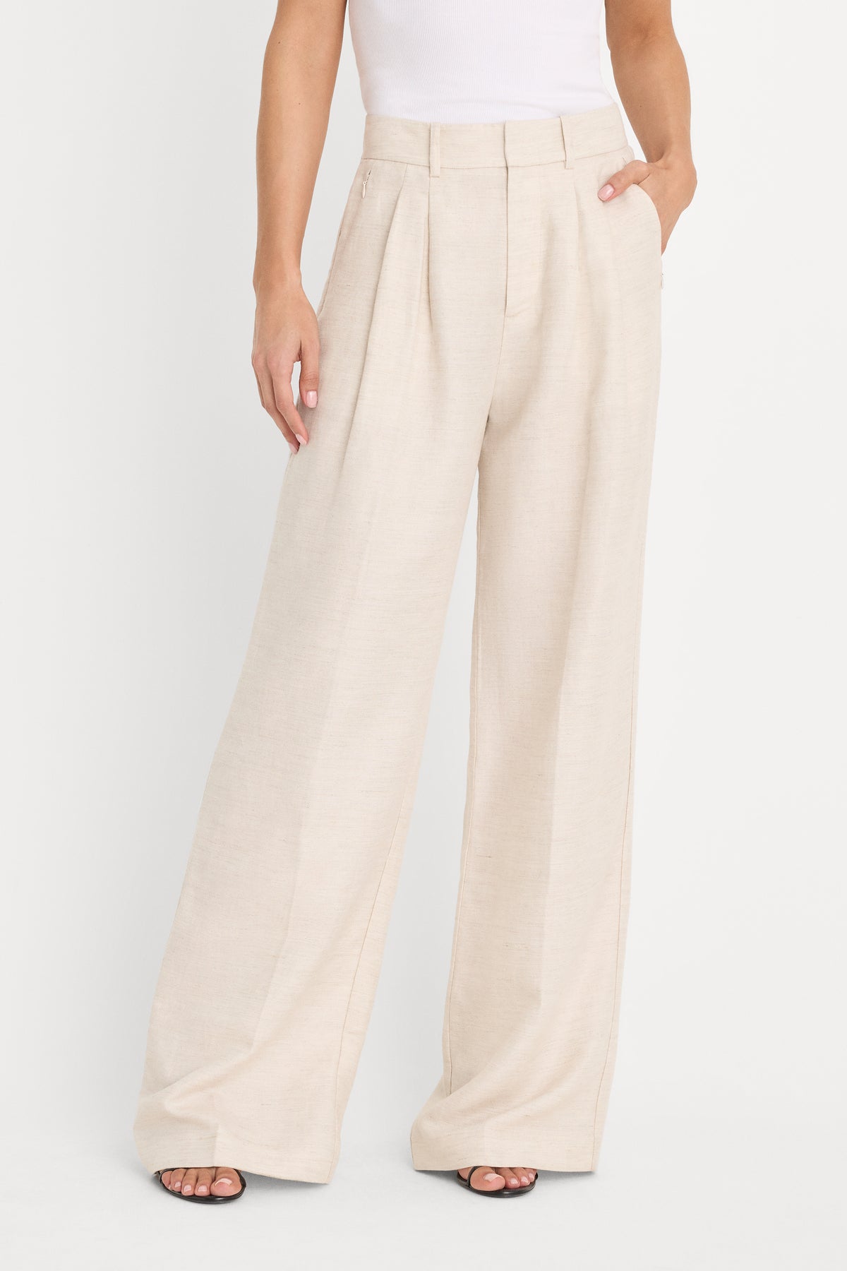 THE RELAXED LINEN TROUSER | OAT