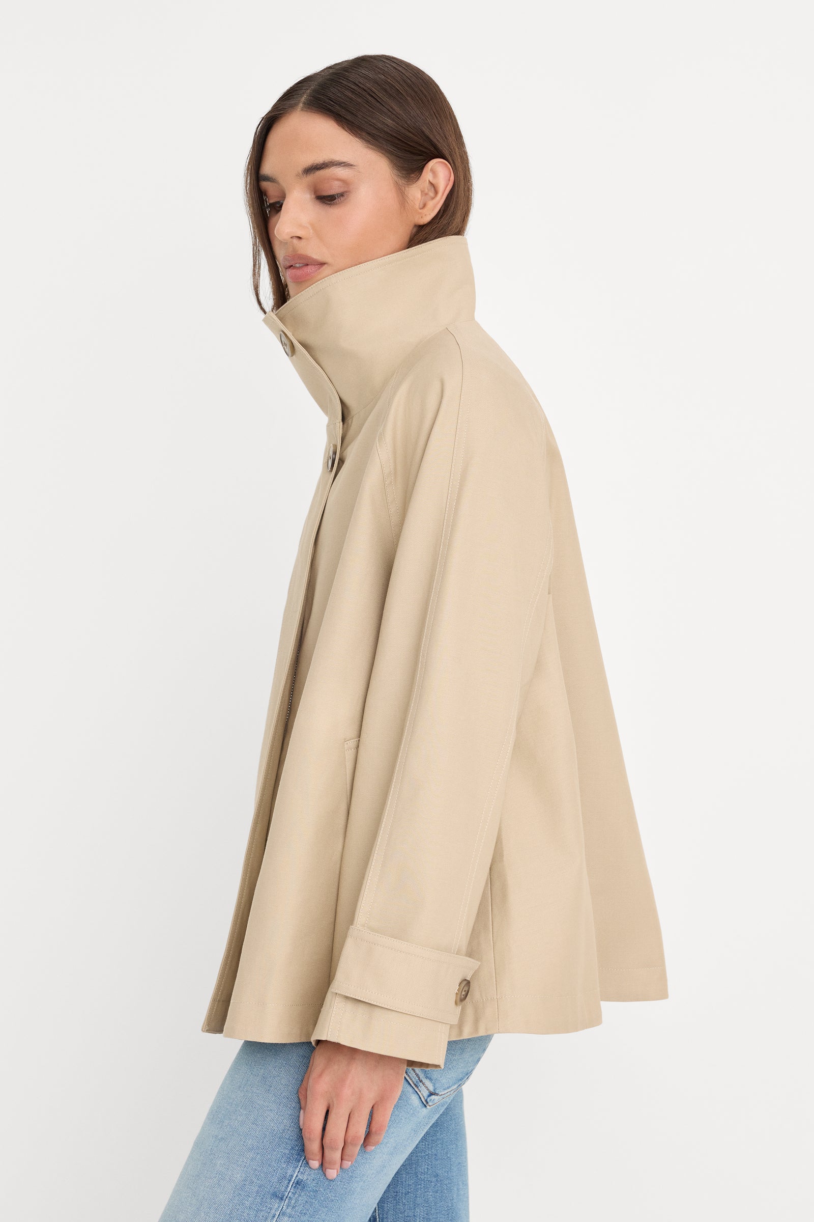 THE FUNNEL NECK TRENCH | LIGHT TAUPE
