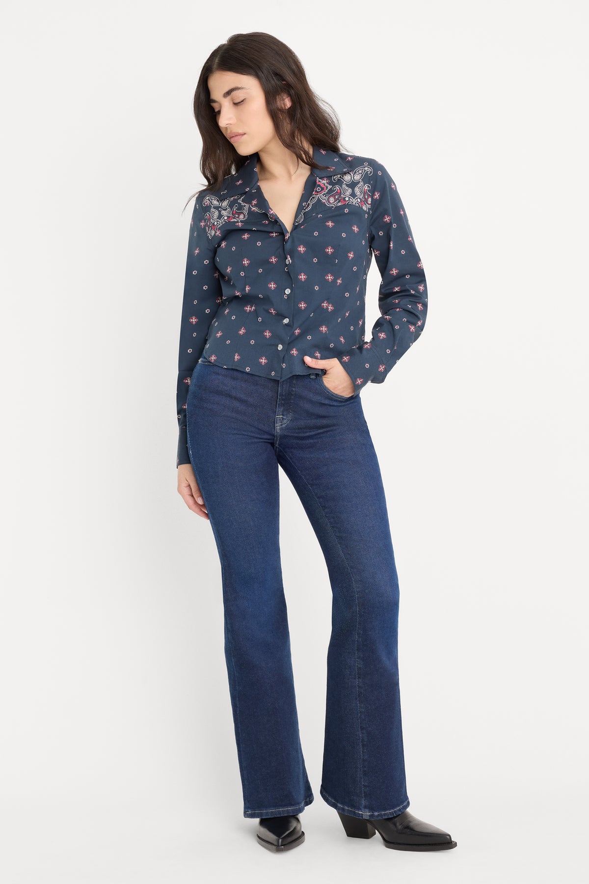DOLLY JOLEANS PETITE FLARE JEANS | INDIGO1193