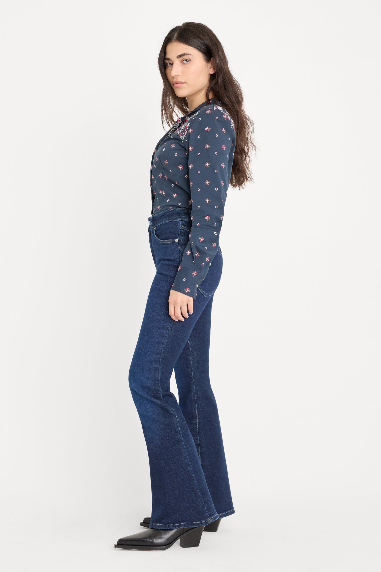 DOLLY JOLEANS PETITE FLARE JEANS | INDIGO1193