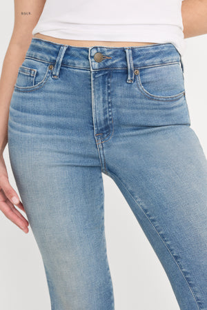 SOFT TECH GOOD PETITE STRAIGHT JEANS | INDIGO1209