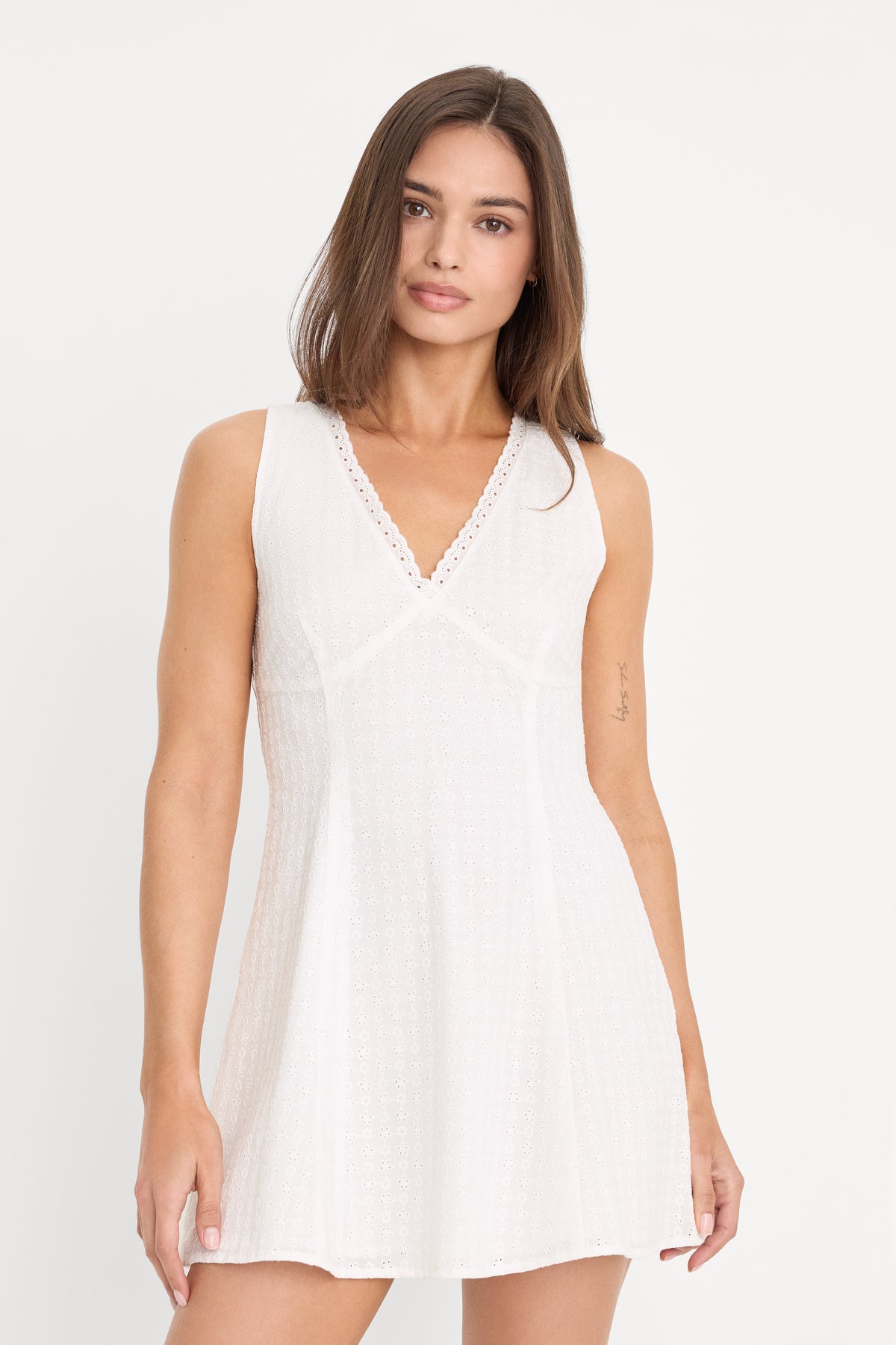THE EYELET MINI DRESS | WHITE001
