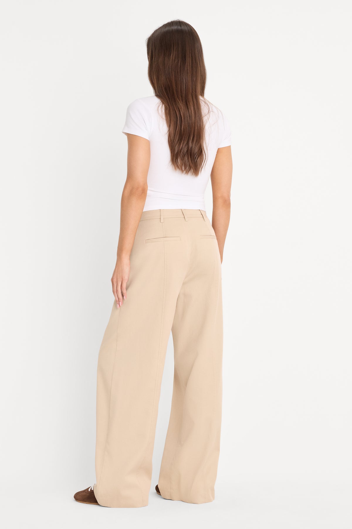 THE SEAMED WIDE LEG TROUSER | LIGHT TAUPE-5 | GOOD AMERICAN | MODEL_A