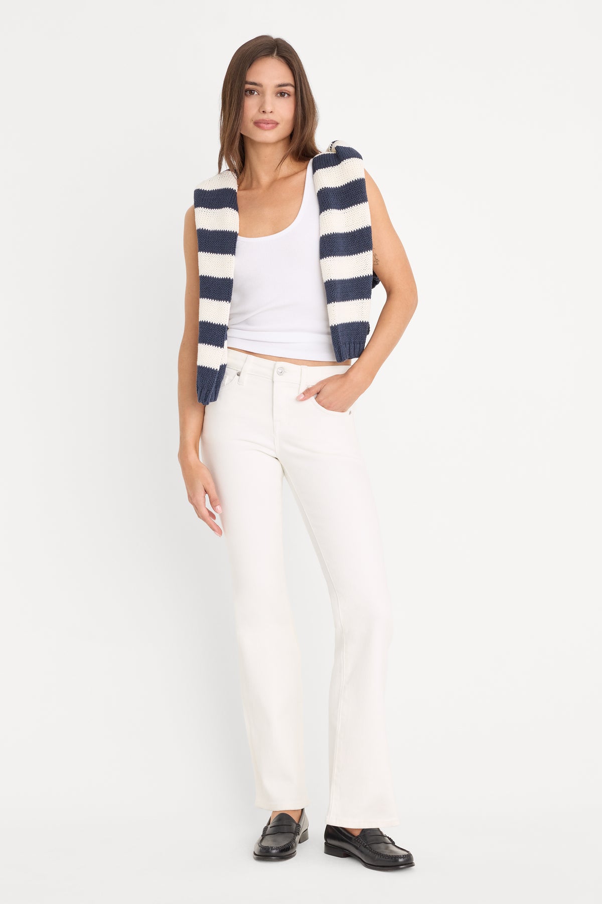 GOOD LOW RISE BOOTCUT JEANS| WHITE001-1 | GOOD AMERICAN | MODEL_A