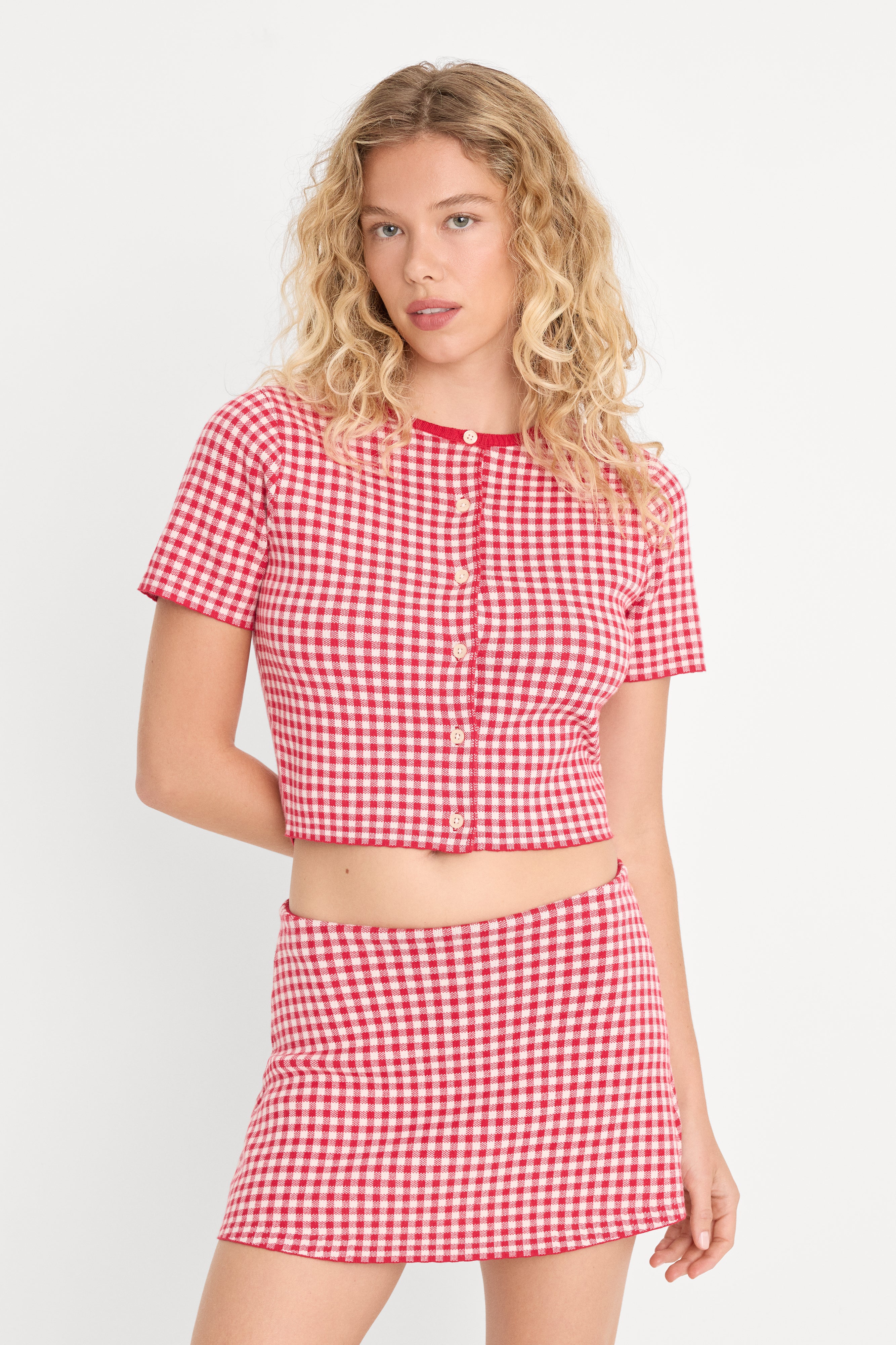 THE KEEPSAKE CARDIGAN | CHERRY GINGHAM – GOOD AMERICAN