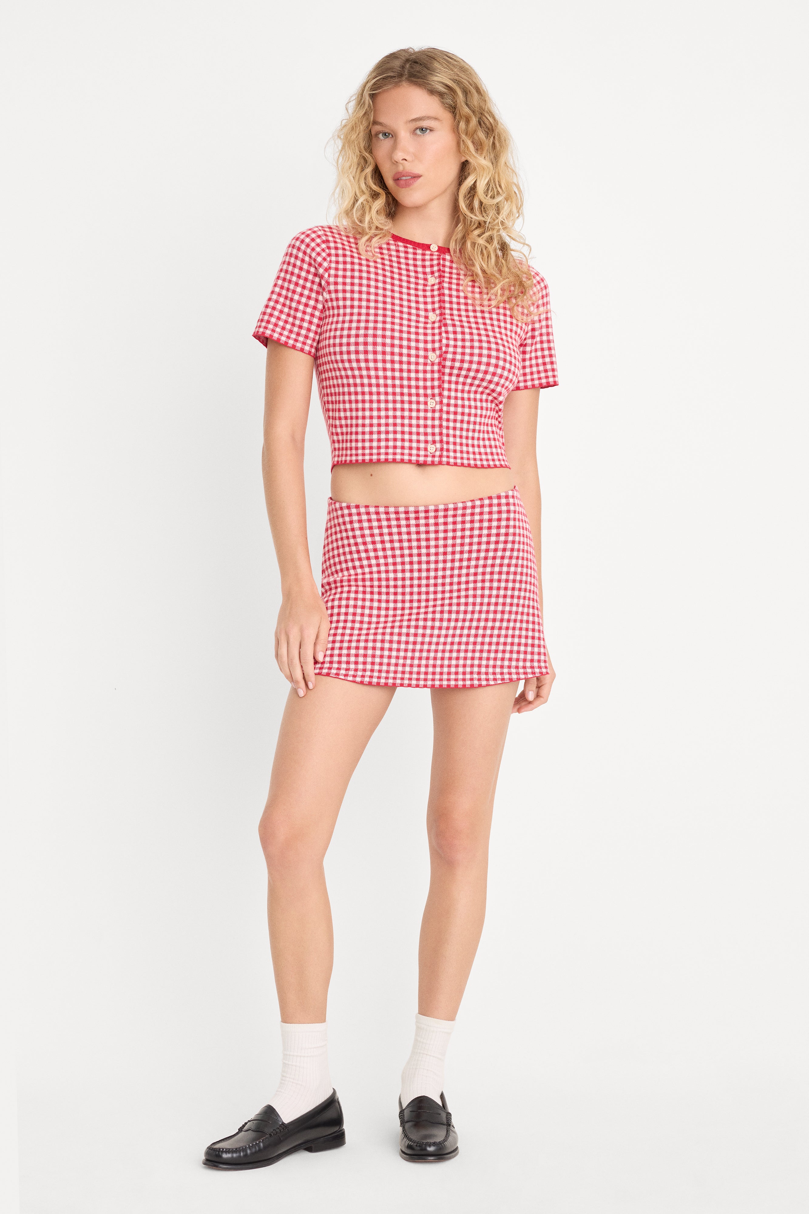THE KEEPSAKE SKORT | CHERRY GINGHAM – GOOD AMERICAN