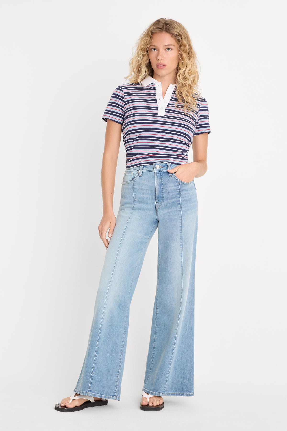 GOOD WAIST PALAZZO ANKLE JEANS | INDIGO1247-1 | GOOD AMERICAN | MODEL_A