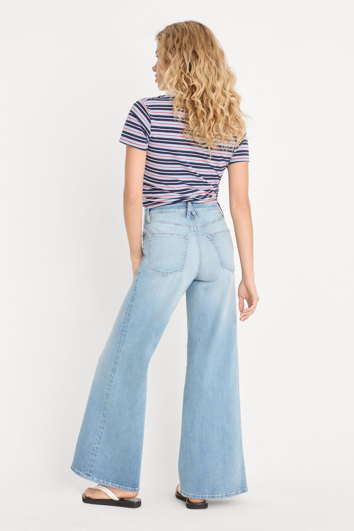 GOOD WAIST PALAZZO ANKLE JEANS | INDIGO1247-6 | GOOD AMERICAN | MODEL_A