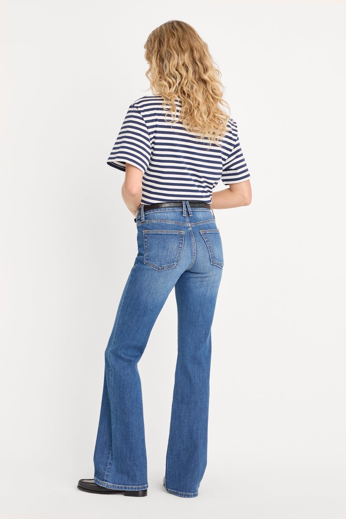 GOOD LOW RISE BOOTCUT JEANS | ARTICULATE-5 | GOOD AMERICAN | MODEL_A