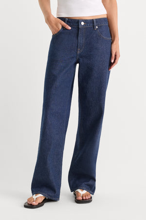 LOW RELAXED STRAIGHT JEANS | RINSE