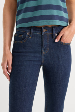 GOOD LOW RISE BOOTCUT JEANS | INDIGO1231