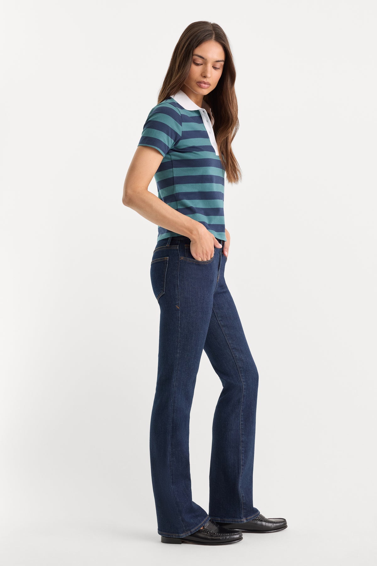 GOOD LOW RISE BOOTCUT JEANS | INDIGO1231-3 | GOOD AMERICAN | MODEL_A