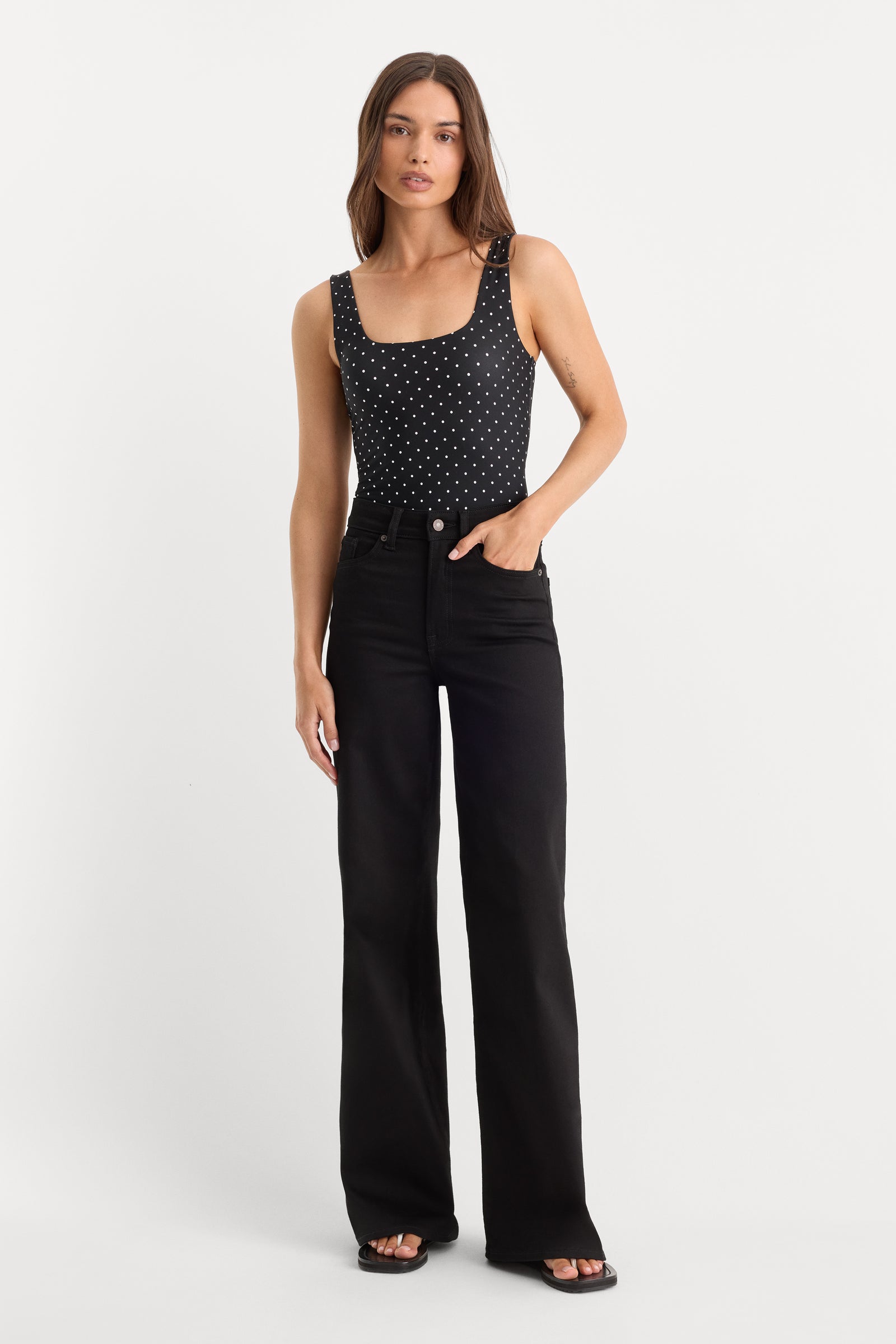 THE WEIGHTLESS SCULPTING MODERN TANK BODYSUIT | MINI DOT BLACK