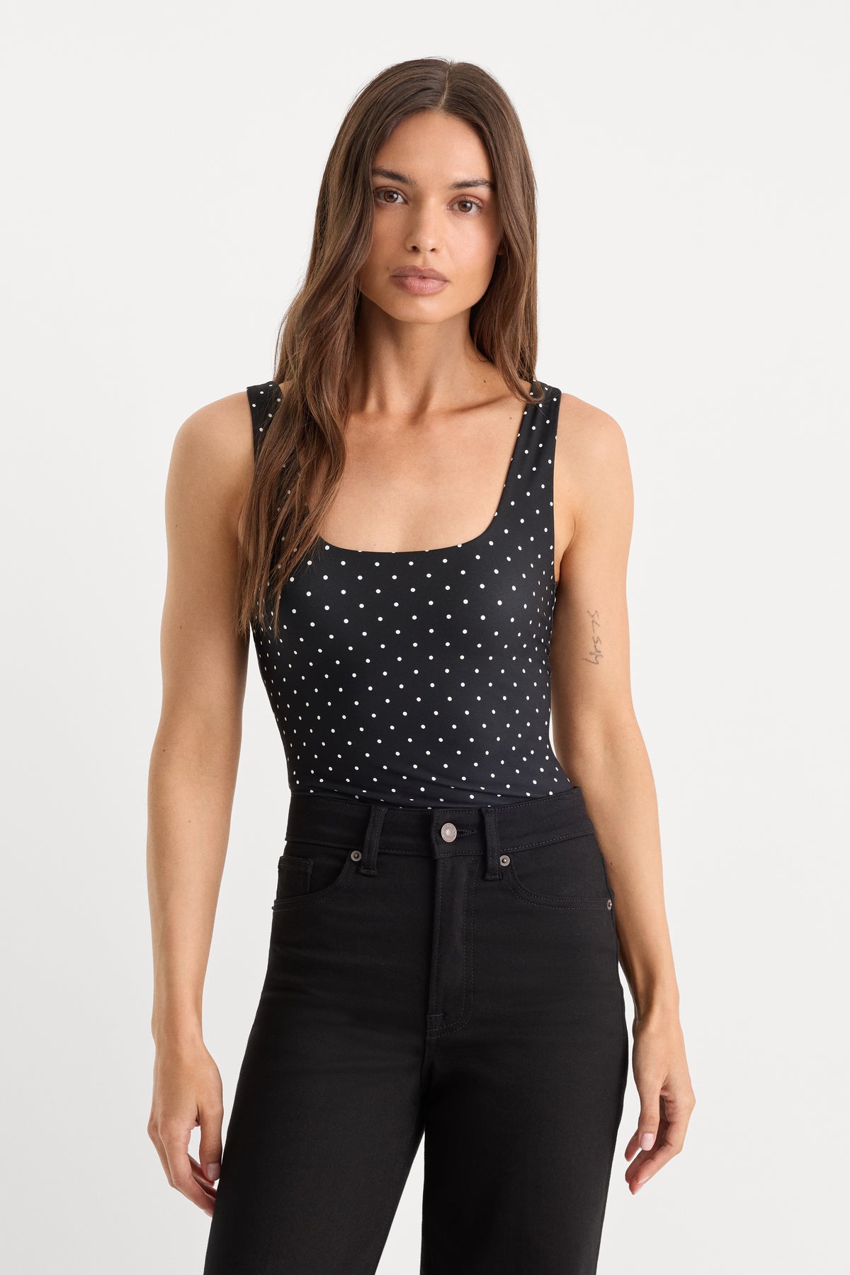 THE WEIGHTLESS SCULPTING MODERN TANK BODYSUIT | MINI DOT BLACK-1 | GOOD AMERICAN | MODEL_A