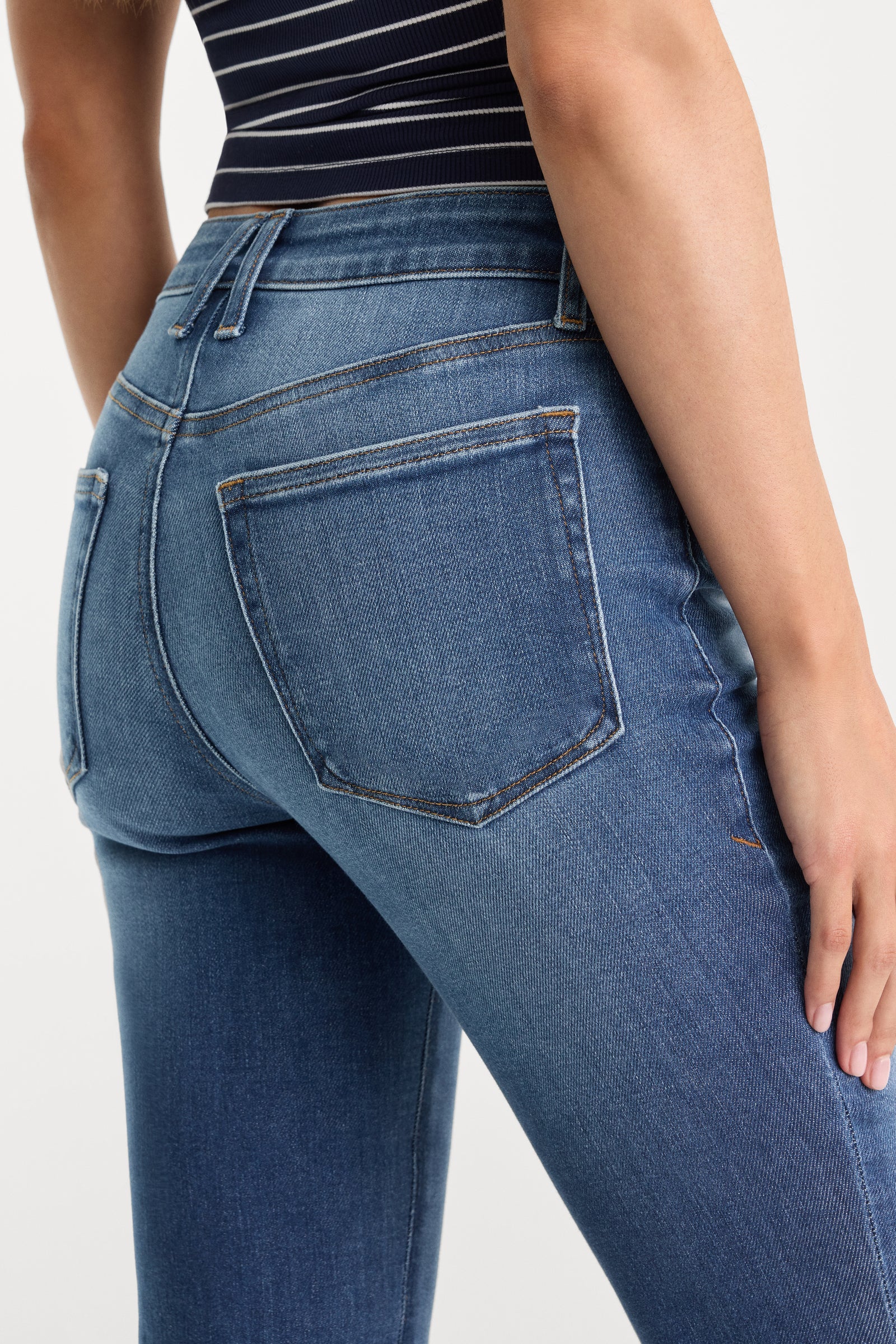 SOFT TECH GOOD LEGS FLARE JEANS | INDIGO1233