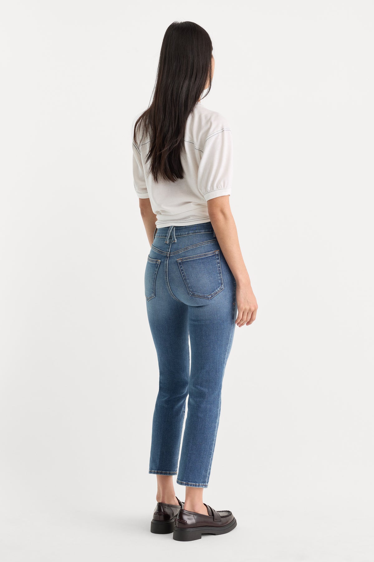SOFT TECH GOOD LEGS STRAIGHT JEANS | CRESTVIEW-5 | GOOD AMERICAN | MODEL_A