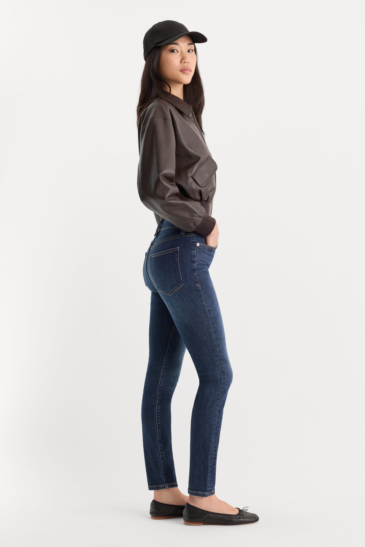GOOD LEGS SKINNY JEANS | ATLAS BLUE-4 | GOOD AMERICAN | MODEL_A