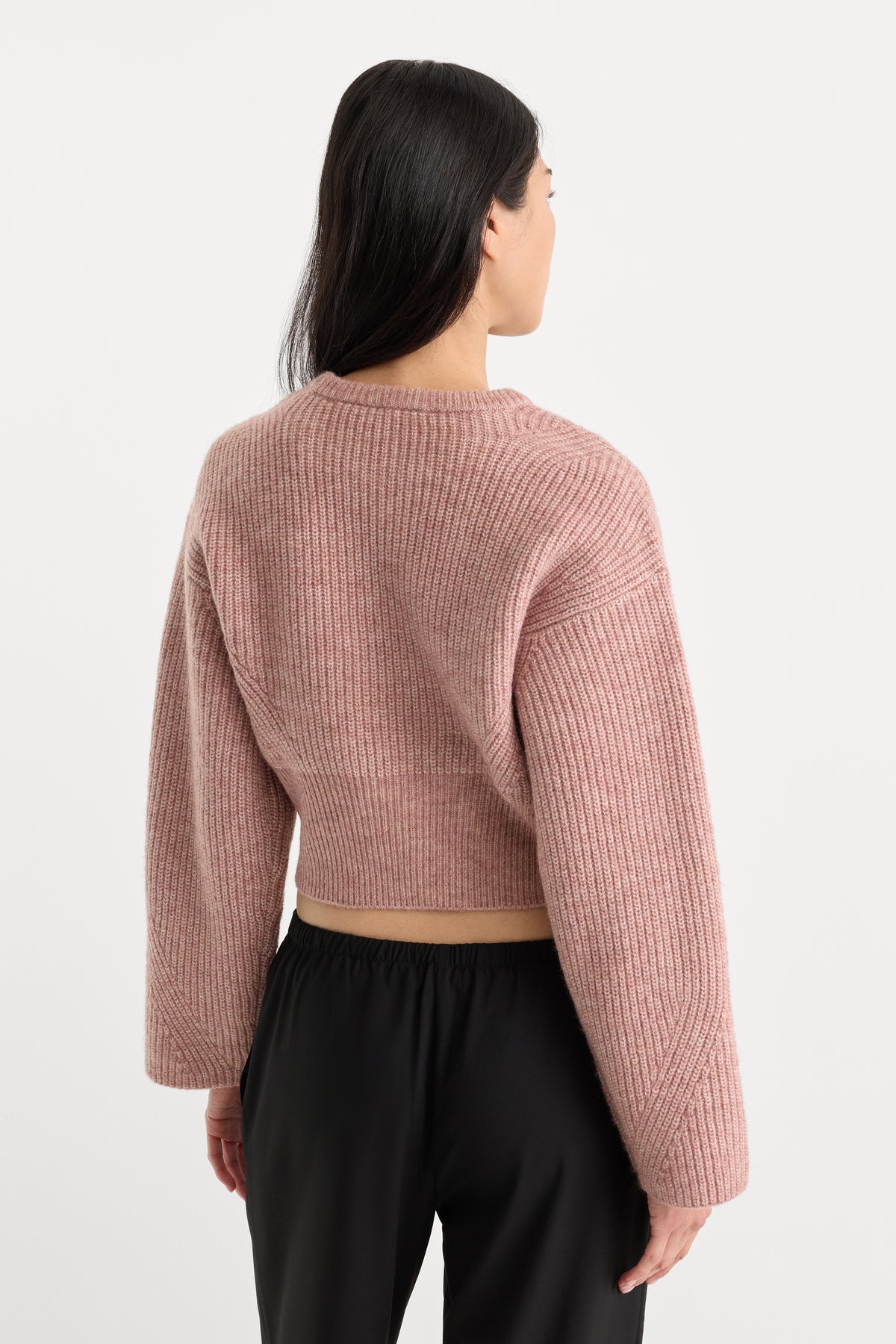 THE CHUNKY KNIT SWEATER | DUSTY BLUSH-5 | GOOD AMERICAN | MODEL_A